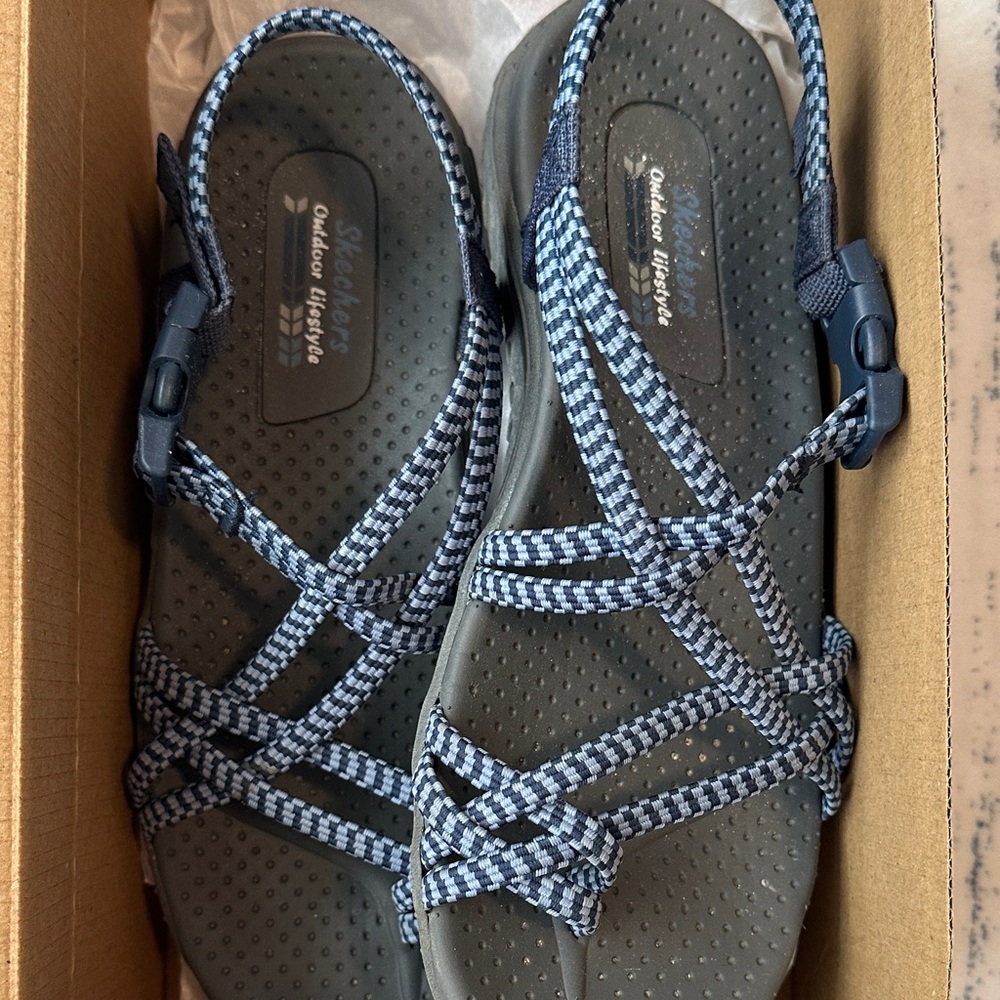Skechers Navy and White Braided Sport Sandals